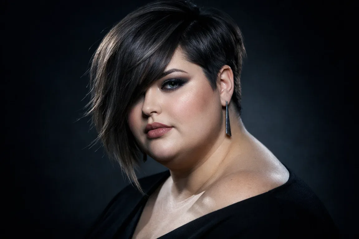 The Asymmetrical Pixie