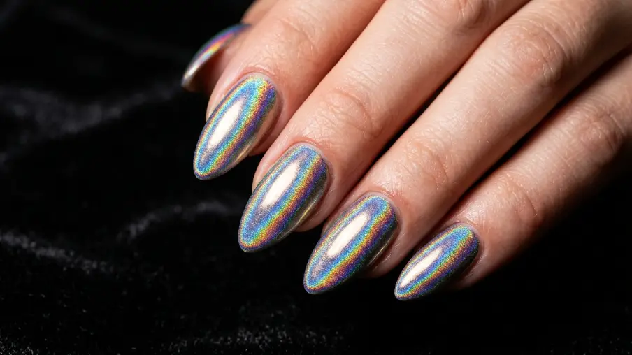 Holographic Chrome Gel Nails