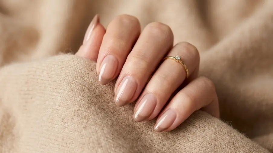 Quiet Luxury Nails