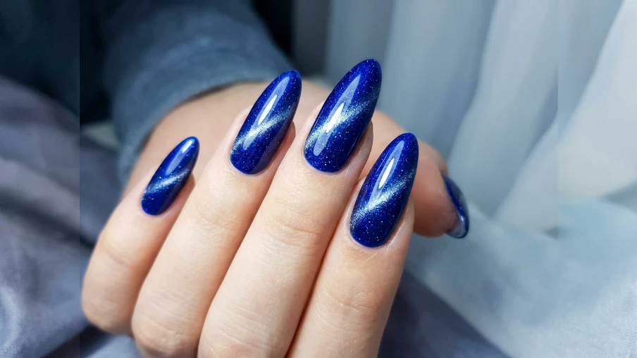 Blue Cat Eye Nail Ideas