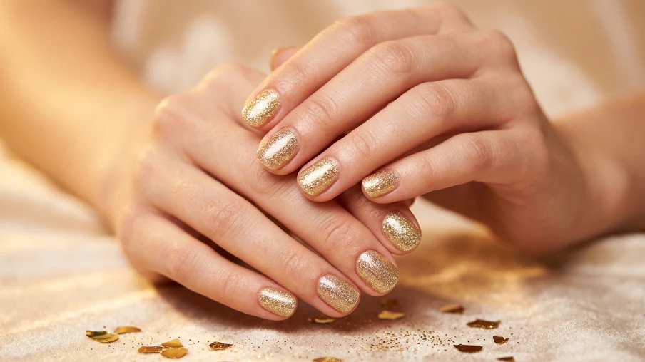 Glitter Graduation Manicure