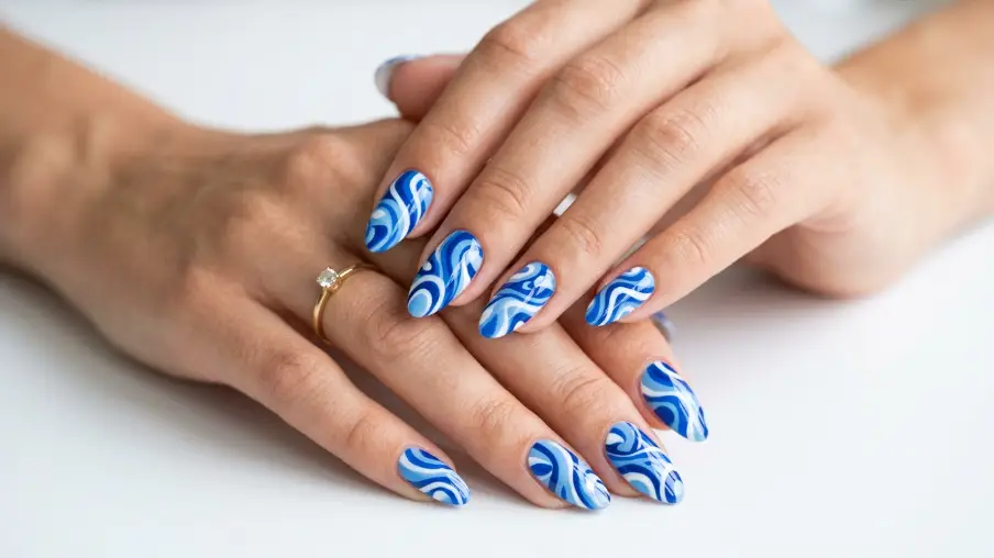 Monochromatic Pucci in Shades of Blue
