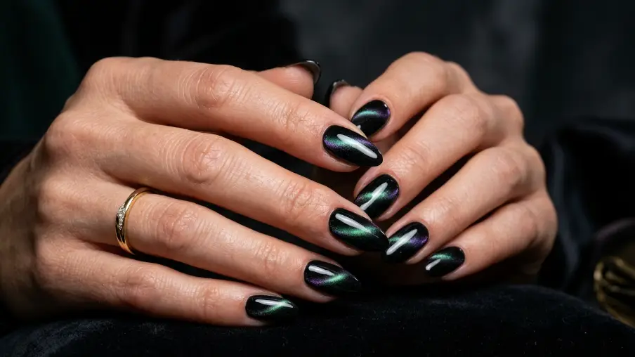 Black Cat Eye Spring Nails