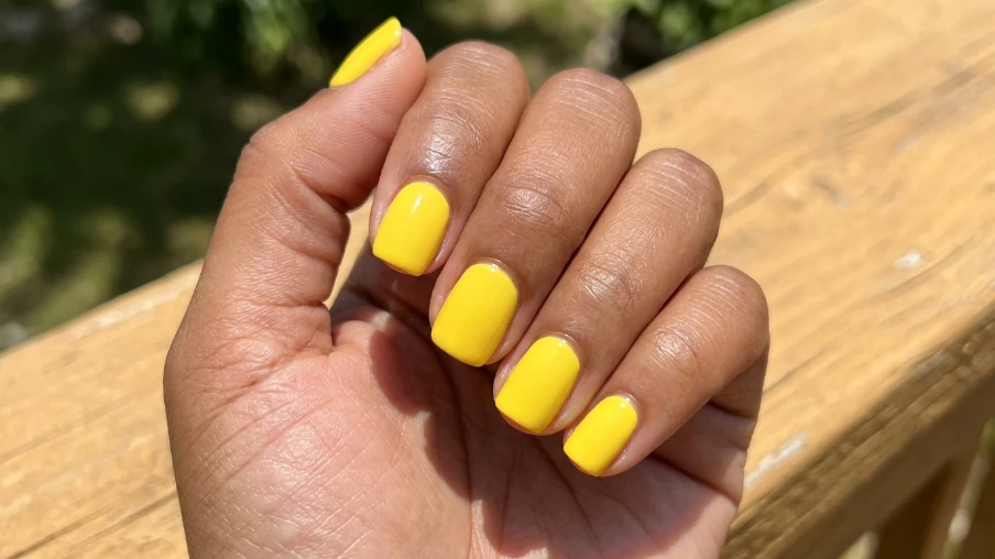 Sunshine Yellow Short Summer Nails